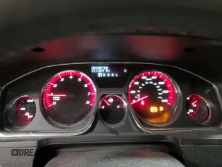 2014 GMC Acadia SLE with VIN 1GKKVPKDXEJ323562, listed as a Copart auction lot 49604845 with 211,349 mi miles and Salvage Title. Bid and sale history available at carsss.com. Image 9.