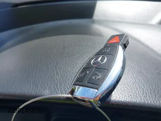 2001 Mercedes-Benz C 230/260/280/320 z VIN WDBRF61J21F090703, wystawiony jako IAAI lot #39143746 z przebiegiem 123 812 mil mil oraz . Historia ofert i sprzedaży dostępna na DreamBid. Obrazek 11.