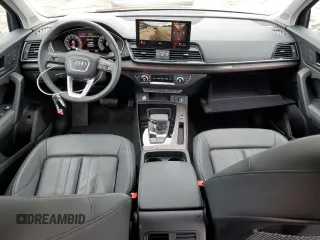 2024 Audi Q5 Premium Plus with VIN WA1BBAFY4R2014436, listed as a Copart auction lot 49390285 with 14,163 mi miles and Salvage title. Bid and sale history available at DreamBid. Image 8.