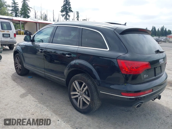 2015 Audi Q7 Premium Plus z VIN WA1LMAFE5FD030021, wystawiony jako IAAI lot #42627531 z przebiegiem 137 454 mil mil oraz . Historia ofert i sprzedaży dostępna na DreamBid. Obrazek 3.