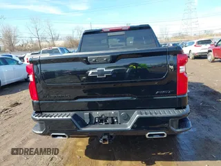2022 Chevrolet Silverado 1500 RST with VIN 3GCUDEET1NG534651, listed as a IAAI auction lot 41698902 with 44,823 mi miles and . Bid and sale history available at DreamBid. Image 16.