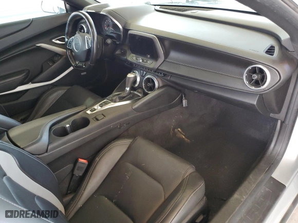 2017 Chevrolet Camaro 2LT with VIN 1G1FD1RS1H0184572, listed as a Copart auction lot 63164074 with 88,890 mi miles and Clean Title. Bid and sale history available at carsss.com. Image 8.