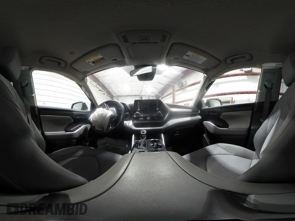 2020 Toyota Highlander LE with VIN 5TDBZRBH3LS038023, listed as a IAAI auction lot 41832407 with 48,213 mi miles and . Bid and sale history available at DreamBid. Image 20.