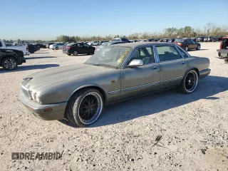 1995 Jaguar XJ с VIN SAJKX1745SC729651, выставлен на аукционе Copart как лот 49181525 с пробегом Не указан миль и Чистый • Clean title. История ставок и продаж доступна на DreamBid. Изображение 1.