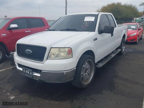 2004 Ford F-150 XL with VIN 1FTPX12574NB21111, listed as a IAAI auction lot 41439224 with 212,887 mi miles. Bid and sale history available at carsss.com. Image 6.