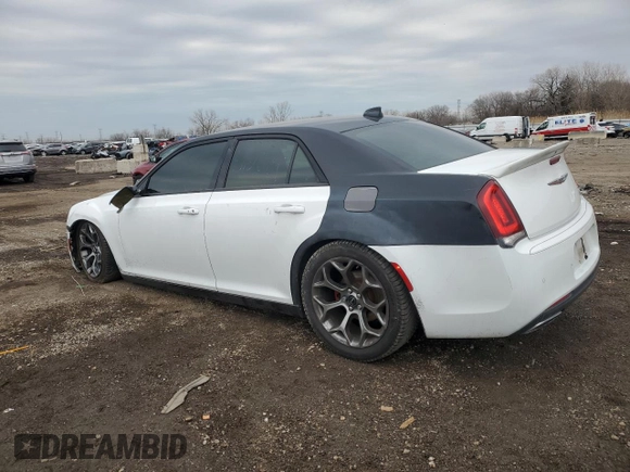 2015 Chrysler 300 S with VIN 2C3CCABG1FH921334, listed as a Copart auction lot 46820525 with 189,656 mi miles and Salvage Title. Bid and sale history available at DreamBid. Image 2.