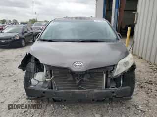 2011 Toyota Sienna LE AAS with VIN 5TDKK3DCXBS151601, listed as a Copart auction lot 53715635 with 264,672 mi miles and Salvage title. Bid and sale history available at DreamBid. Image 5.