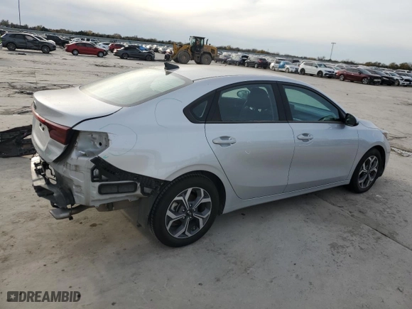 2020 Kia Forte LXS with VIN 3KPF24AD5LE186739, listed as a Copart auction lot 84749924 with 68,961 mi miles and Salvage Title. Bid and sale history available at carsss.com. Image 3.