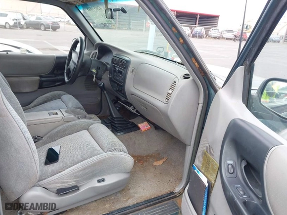 1995 Ford Ranger Splash with VIN 1FTDR15X8SPA77583, listed as a IAAI auction lot 42053048 with 116,751 mi miles. Bid and sale history available at carsss.com. Image 5.