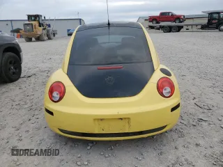 2009 Volkswagen New Beetle Coupe S with VIN 3VWPW31C39M507232, listed as a Copart auction lot 47477575 with 132,606 mi miles and Salvage Title. Bid and sale history available at carsss.com. Image 6.