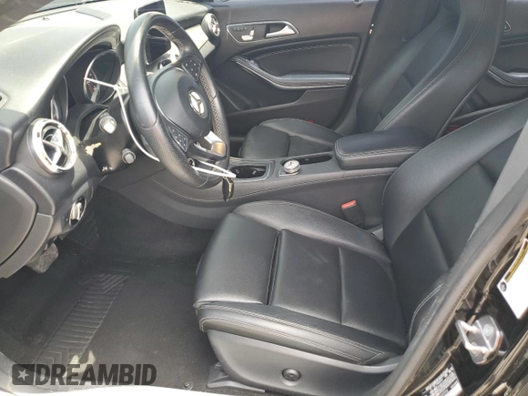 2018 Mercedes-Benz CLA 250 с VIN WDDSJ4EB8JN685558, выставлен на аукционе Copart как лот 59924175 с пробегом 84 104 миль миль и Списание • Salvage title. История ставок и продаж доступна на DreamBid. Изображение 7.