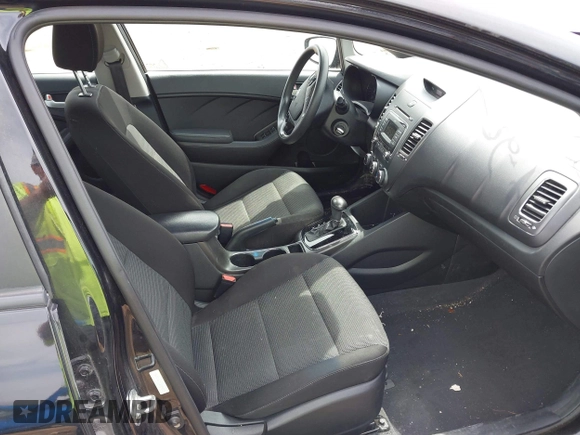 2018 Kia Forte LX with VIN 3KPFK4A77JE189410, listed as a IAAI auction lot 42070033 with 97,698 mi miles. Bid and sale history available at carsss.com. Image 5.