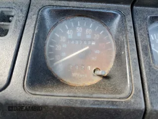 1990 Jeep Wrangler with VIN 2J4FY29T5LJ537896, listed as a Copart auction lot 57021295 with 143,753 mi miles and Clean title. Bid and sale history available at DreamBid. Image 9.