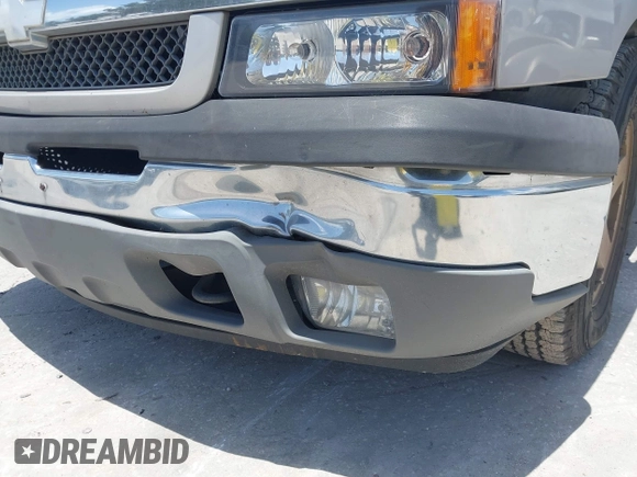 2005 Chevrolet Silverado 1500 LS z VIN 2GCEC19T551194164, wystawiony jako IAAI lot #42457424 z przebiegiem 183 283 mil mil oraz . Historia ofert i sprzedaży dostępna na DreamBid. Obrazek 6.