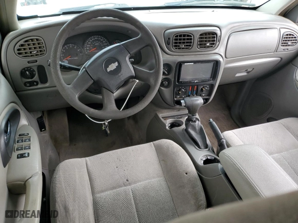 2007 Chevrolet TrailBlazer LS with VIN 1GNDT13S072109057, listed as a Copart auction lot 50774555 with 196,478 mi miles and Salvage Title. Bid and sale history available at carsss.com. Image 8.