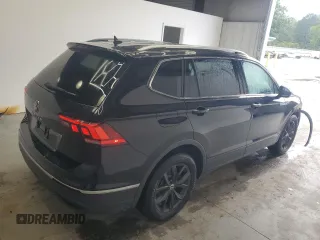 2024 Volkswagen Tiguan SE with VIN 3VV3B7AX8RM129627, listed as a Copart auction lot 59883085 with 16,944 mi miles and Salvage title. Bid and sale history available at DreamBid. Image 3.
