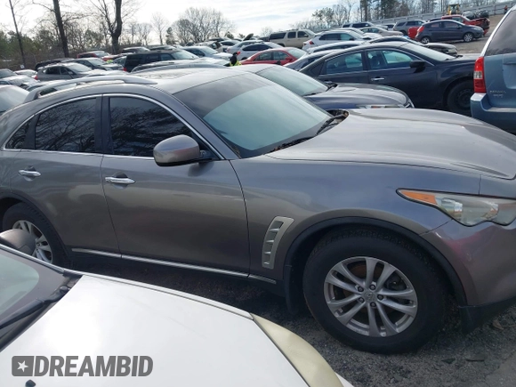 2010 Infiniti FX35 with VIN JN8AS1MW6AM850569, listed as a IAAI auction lot 41595154 with 131,712 mi miles. Bid and sale history available at carsss.com. Image 12.