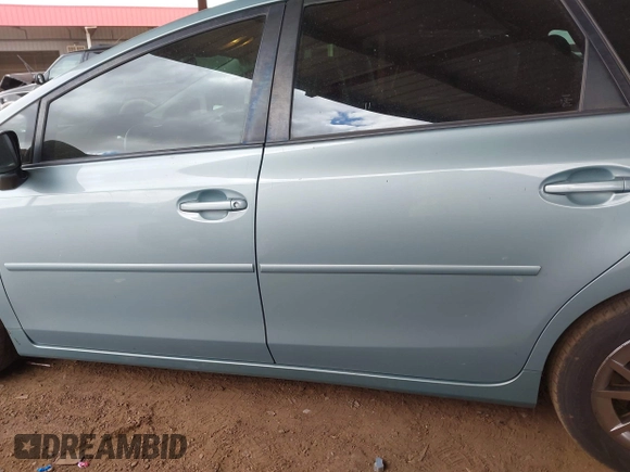 2015 Toyota Prius Two with VIN JTDZN3EU7FJ017726, listed as a IAAI auction lot 41719418 with 122,703 mi miles and . Bid and sale history available at DreamBid. Image 14.