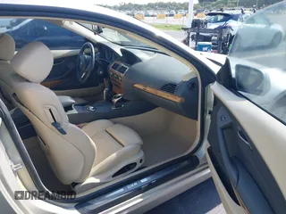 2005 BMW 6 Series 645Ci z VIN WBAEH73445B191324, wystawiony jako IAAI lot #42333115 z przebiegiem 77 317 mil mil oraz . Historia ofert i sprzedaży dostępna na DreamBid. Obrazek 5.
