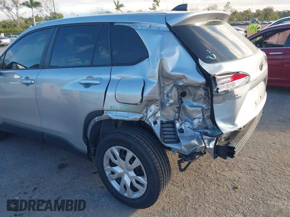 2022 Toyota Corolla Cross L with VIN 7MUAAAAG6NV010688, listed as a IAAI auction lot 41212520 with 50,075 mi miles and . Bid and sale history available at DreamBid. Image 6.