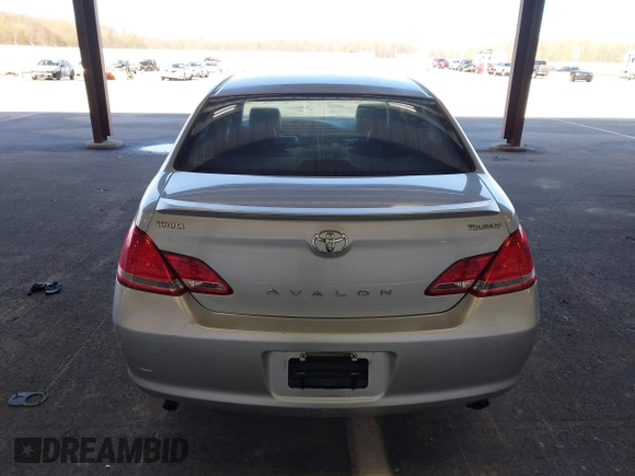 2007 Toyota Avalon XL with VIN 4T1BK36B57U226501, listed as a IAAI auction lot 41962066 with 364,924 mi miles. Bid and sale history available at carsss.com. Image 16.