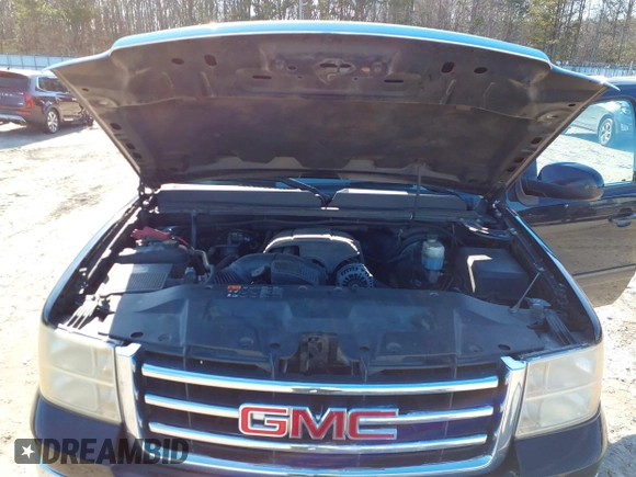 2013 GMC Sierra 1500 SLT with VIN 3GTP2WE71DG146605, listed as a IAAI auction lot 41334159 with 224,640 mi miles and . Bid and sale history available at DreamBid. Image 10.
