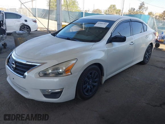 2015 Nissan Altima 2.5 S with VIN 1N4AL3AP6FC228428, listed as a IAAI auction lot 41966303 with 118,706 mi miles. Bid and sale history available at carsss.com. Image 18.