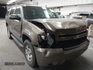 2007 Chevrolet Tahoe LT z VIN 1GNFK13047R245404, wystawiony jako IAAI lot #41860137 z przebiegiem Nie podano mil oraz . Historia ofert i sprzedaży dostępna na DreamBid. Obrazek 1.