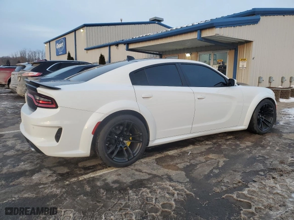 2020 Dodge Charger Scat Pack with VIN 2C3CDXGJ0LH240842, listed as a Copart auction lot 42621745 with 39,374 mi miles and Salvage Title. Bid and sale history available at carsss.com. Image 3.