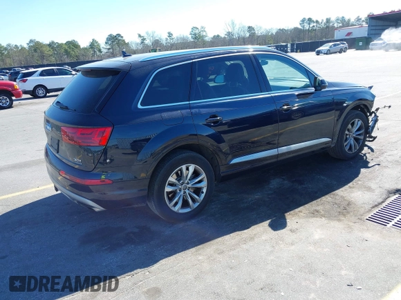 2017 Audi Q7 Premium Plus with VIN WA1LAAF79HD043044, listed as a IAAI auction lot 41692975 with 109,430 mi miles. Bid and sale history available at carsss.com. Image 4.