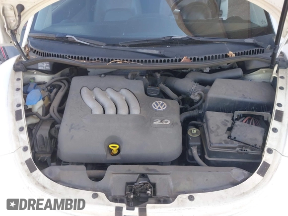 2000 Volkswagen Beetle GLS с VIN 3VWCC21C1YM445314, выставлен на аукционе IAAI как лот 42396409 с пробегом 185 758 миль миль и . История ставок и продаж доступна на DreamBid. Изображение 10.