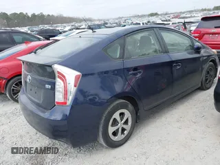 2013 Toyota Prius One with VIN JTDKN3DU8D1717206, listed as a IAAI auction lot 41723313 with 124,111 mi miles. Bid and sale history available at carsss.com. Image 4.
