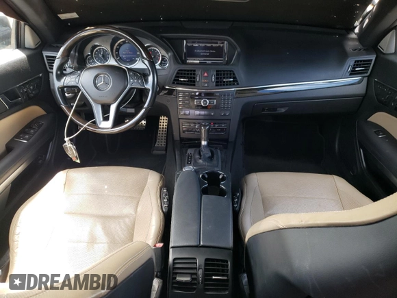 2013 Mercedes-Benz E 550 with VIN WDDKJ7DB9DF203083, listed as a Copart auction lot 66862624 with 84,264 mi miles and Salvage title. Bid and sale history available at DreamBid. Image 8.
