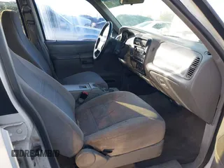 1999 Ford Explorer с VIN 1FMZU32X6XZB34133, выставлен на аукционе IAAI как лот 41391700 с пробегом 275 611 миль миль и . История ставок и продаж доступна на DreamBid. Изображение 5.
