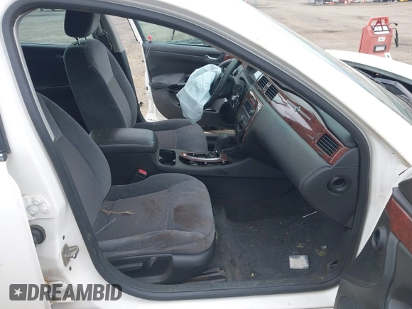 2008 Chevrolet Impala LS with VIN 2G1WB58K681246552, listed as a IAAI auction lot 42278826 with 54,075 mi miles and . Bid and sale history available at DreamBid. Image 5.
