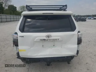 2023 Toyota 4Runner SR5 Premium with VIN JTENU5JR0P6153775, listed as a Copart auction lot 53680035 with 22,662 mi miles and Salvage title. Bid and sale history available at DreamBid. Image 6.