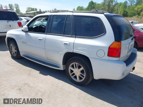 2008 GMC Envoy Denali with VIN 1GKET63M482171059, listed as a IAAI auction lot 42109163 with 173,415 mi miles. Bid and sale history available at carsss.com. Image 3.