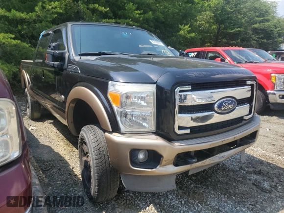 2011 Ford F-350 XL with VIN 1FT8W3BT7BEB07224, listed as a Copart auction lot 62005635 with 186,971 mi miles and Clean title. Bid and sale history available at DreamBid. Image 4.