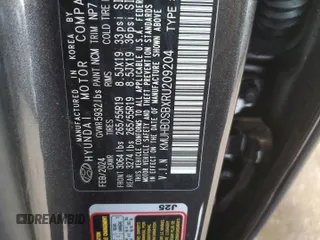 2024 Genesis GV80 with VIN KMUHBDSBXRU209204, listed as a Copart auction lot 60905945 with 32,919 mi miles and Clean title. Bid and sale history available at DreamBid. Image 13.