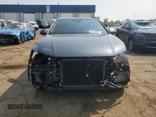 2020 Audi Q8 Prestige with VIN WA1FVAF18LD022451, listed as a Copart auction lot 64125825 with 33,237 mi miles and Clean title. Bid and sale history available at DreamBid. Image 5.