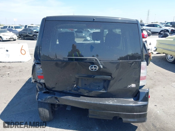 2005 Scion xB with VIN JTLKT324150208014, listed as a IAAI auction lot 41884671 with 201,527 mi miles. Bid and sale history available at carsss.com. Image 16.