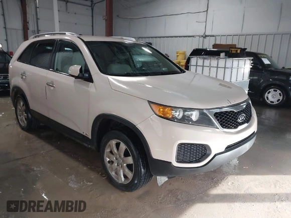 2012 Kia Sorento LX with VIN 5XYKTDA25CG226072, listed as a IAAI auction lot 41398669 with 229,218 mi miles. Bid and sale history available at carsss.com. Image 1.