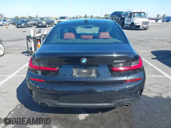 2022 BMW 3 Series 330i with VIN 3MW5R1J06N8C70943, listed as a IAAI auction lot 37735551 with 11,201 mi miles and . Bid and sale history available at DreamBid. Image 16.
