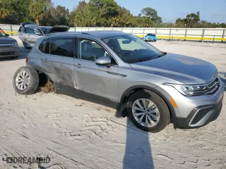 2022 Volkswagen Tiguan SE with VIN 3VV3B7AX5NM021041, listed as a Copart auction lot 43694705 with 19,724 mi miles and Salvage Title. Bid and sale history available at carsss.com. Image 4.
