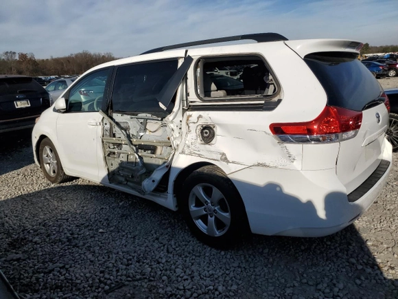 2011 Toyota Sienna LE AAS with VIN 5TDKK3DC0BS109888, listed as a Copart auction lot 68040624 with 96,549 mi miles and Salvage Title. Bid and sale history available at carsss.com. Image 2.