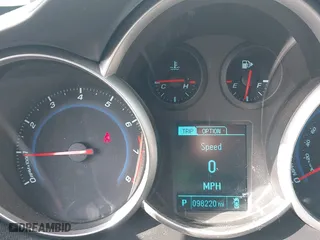 2015 Chevrolet Cruze LT with VIN 1G1PE5SB2F7129068, listed as a IAAI auction lot 42004347 with 98,220 mi miles. Bid and sale history available at carsss.com. Image 7.