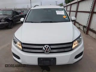 2015 Volkswagen Tiguan R-Line with VIN WVGAV7AX5FW585248, listed as a IAAI auction lot 41909618 with 137,448 mi miles and . Bid and sale history available at DreamBid. Image 13.
