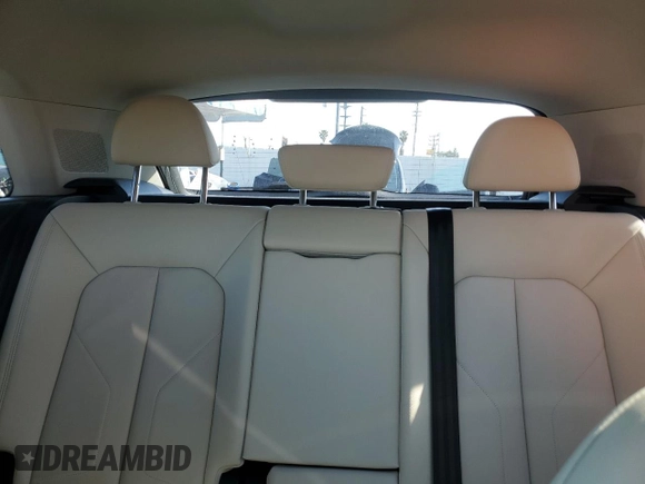 2022 Audi Q3 with VIN WA1BUDF35N1019466, listed as a Copart auction lot 42330805 with 15,907 mi miles and Salvage title. Bid and sale history available at DreamBid. Image 10.
