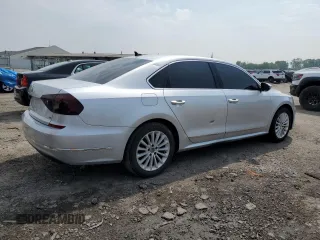 2016 Volkswagen Passat SE z VIN 1VWBT7A33GC014482, wystawiony jako Copart lot #60023455 z przebiegiem 134 347 mil mil oraz Czysty tytuł • Clean title. Historia ofert i sprzedaży dostępna na DreamBid. Obrazek 3.