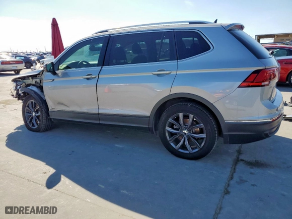 2022 Volkswagen Tiguan SE with VIN 3VV3B7AX1NM007962, listed as a Copart auction lot 46371495 with 65,239 mi miles and Salvage Title. Bid and sale history available at carsss.com. Image 2.